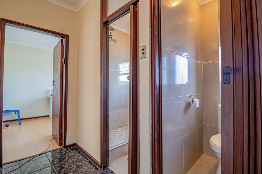 2 Bedroom Property for Sale in Claremont Western Cape